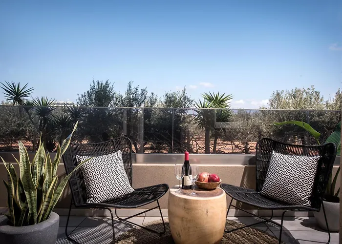 Bella Casa Luxury Suites